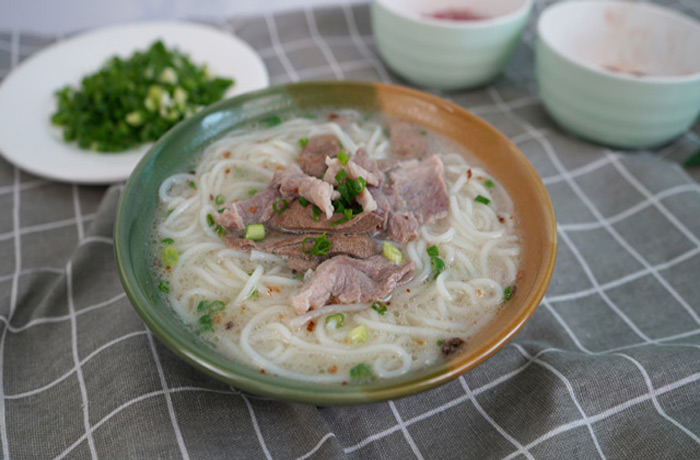 定边原味汤粉王培训